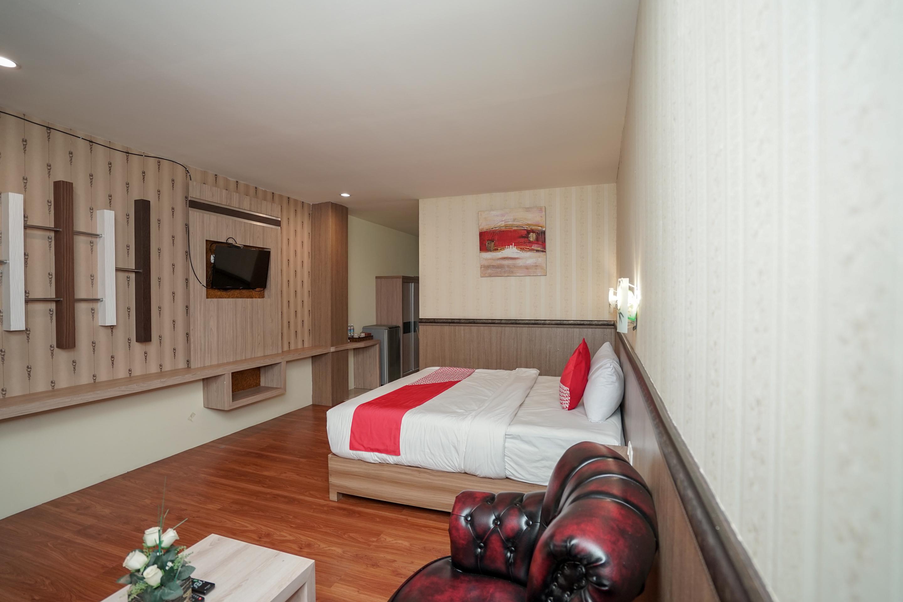 Urbanview Hotel Best Skip Palembang Exterior foto