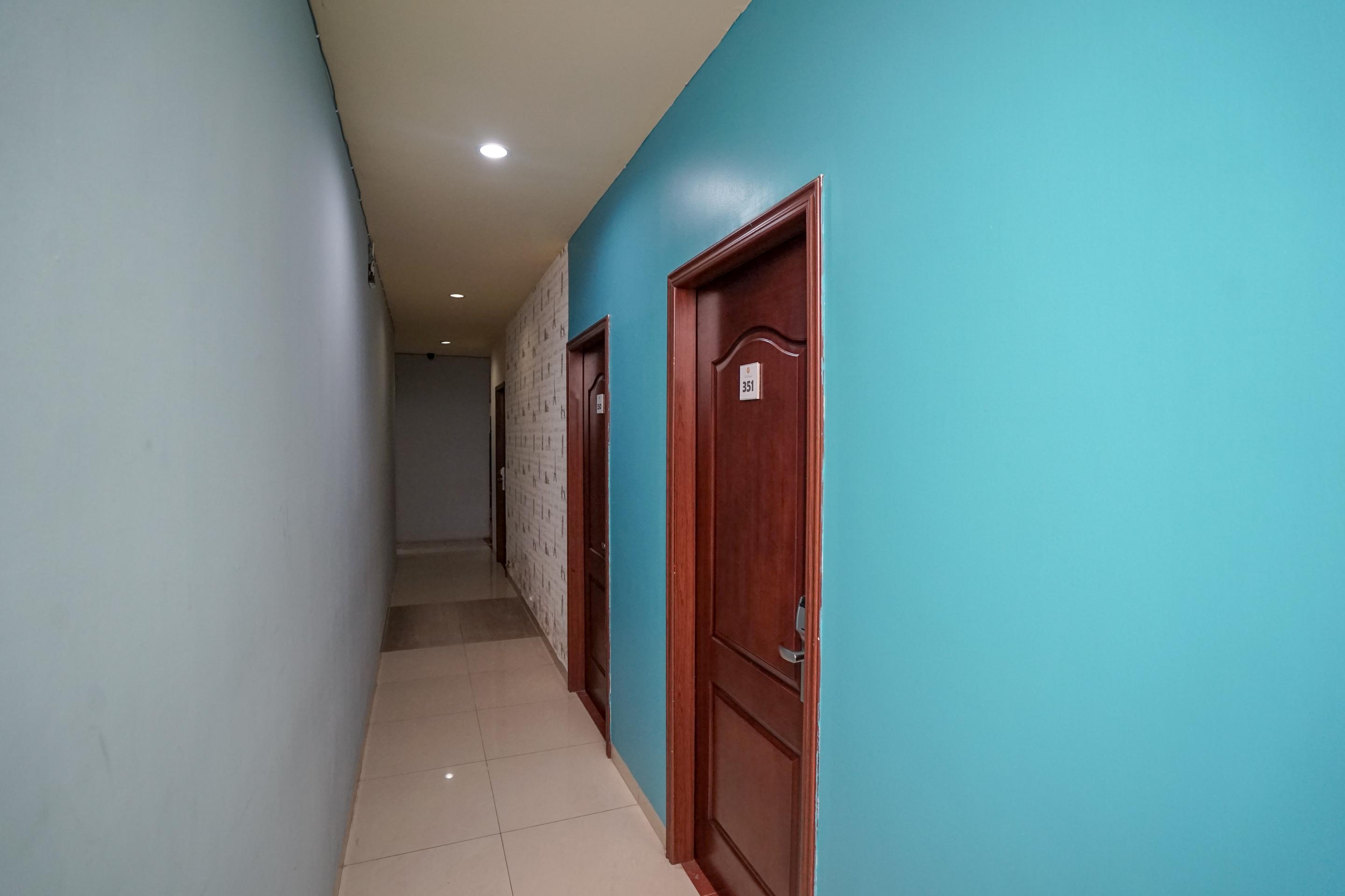 Urbanview Hotel Best Skip Palembang Exterior foto