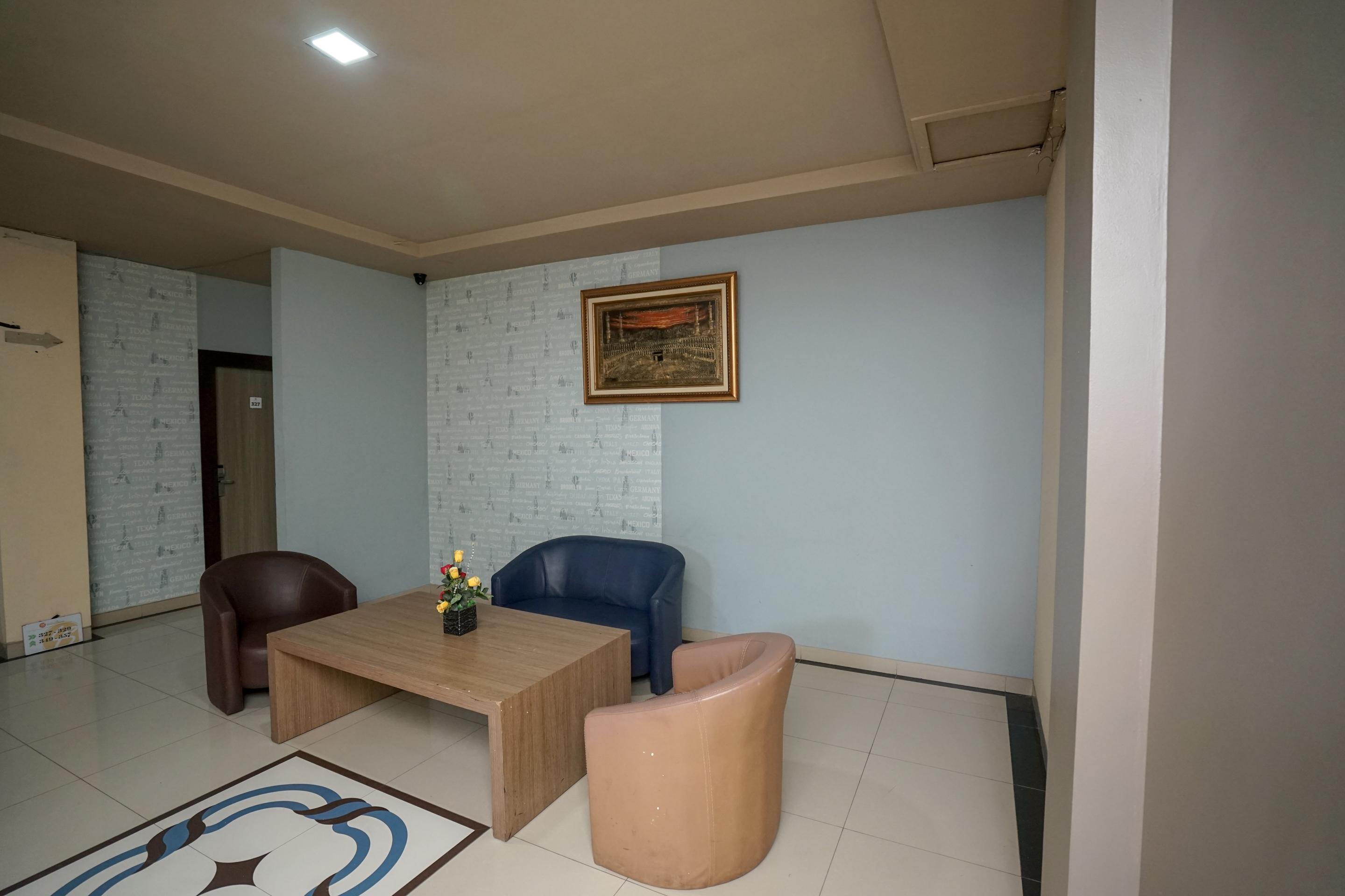 Urbanview Hotel Best Skip Palembang Exterior foto